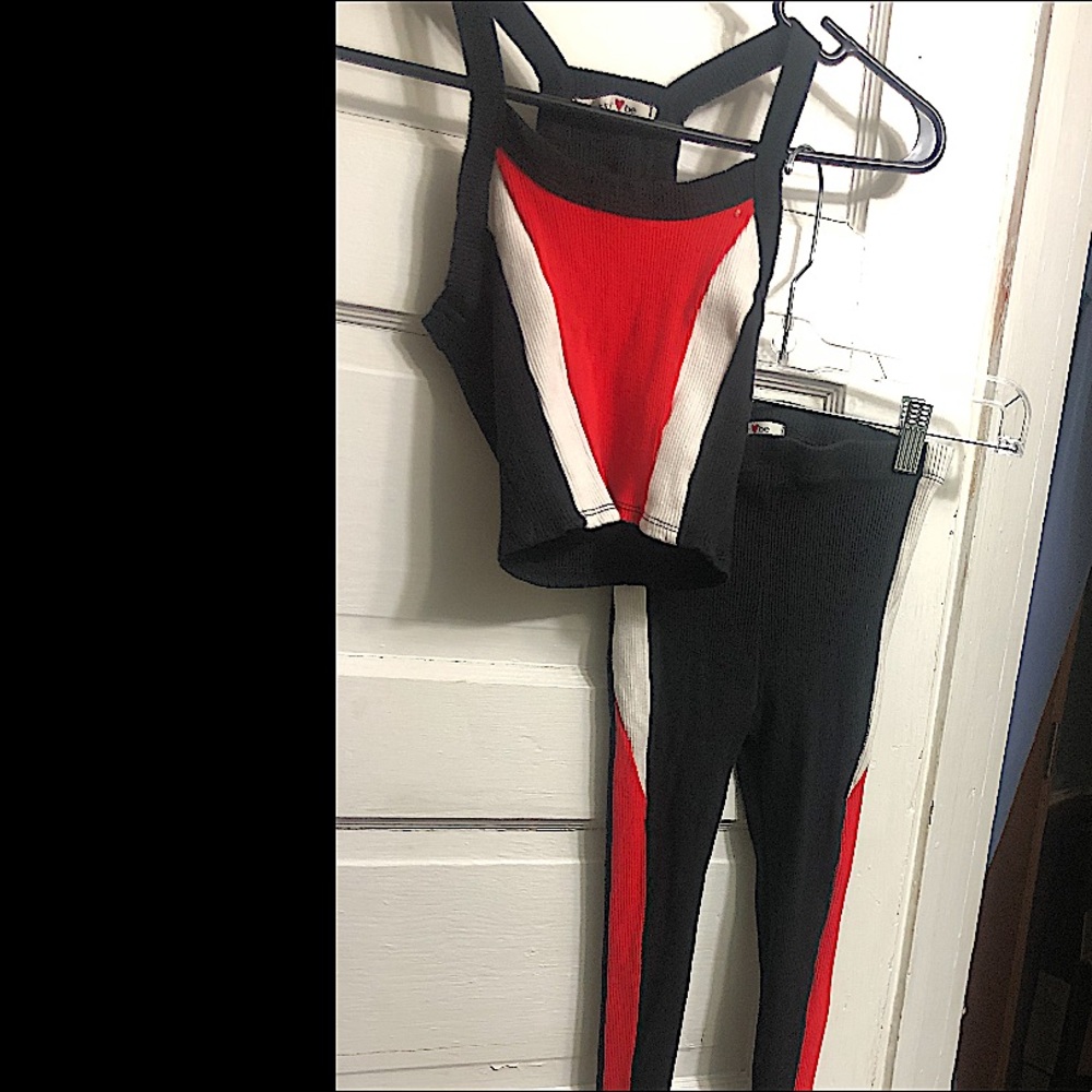 Two piece - Picture 2 of 3